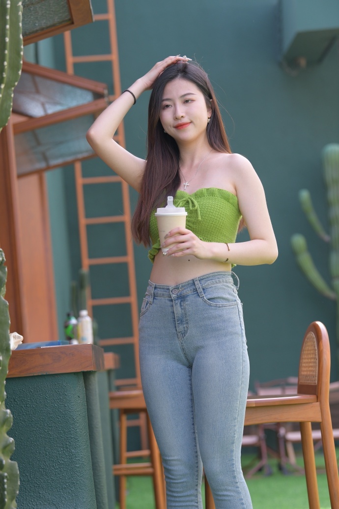 00亿位 - 圆周率1亿位手机版V尊龙凯时人生就是搏平台圆周率100(图1)