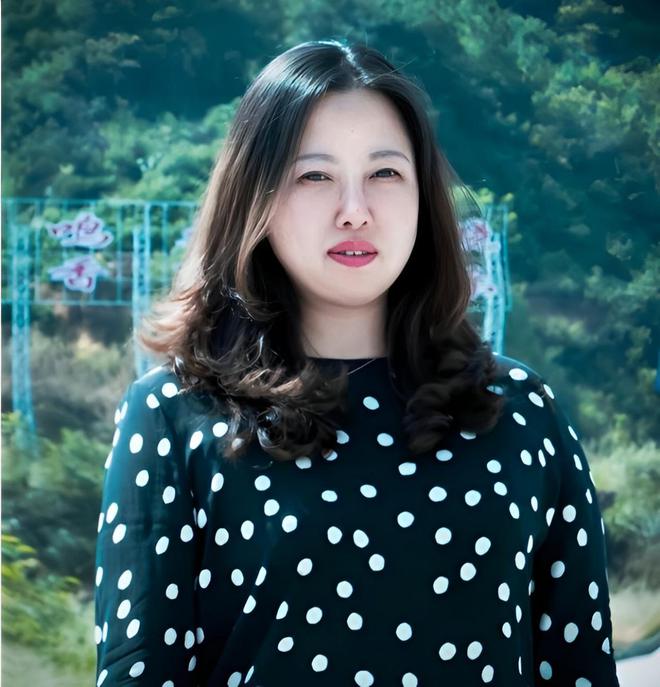 女子养鸡有妙招靠鸡蛋和鸡粪年入上亿元尊龙凯时app网站2019年湖南一